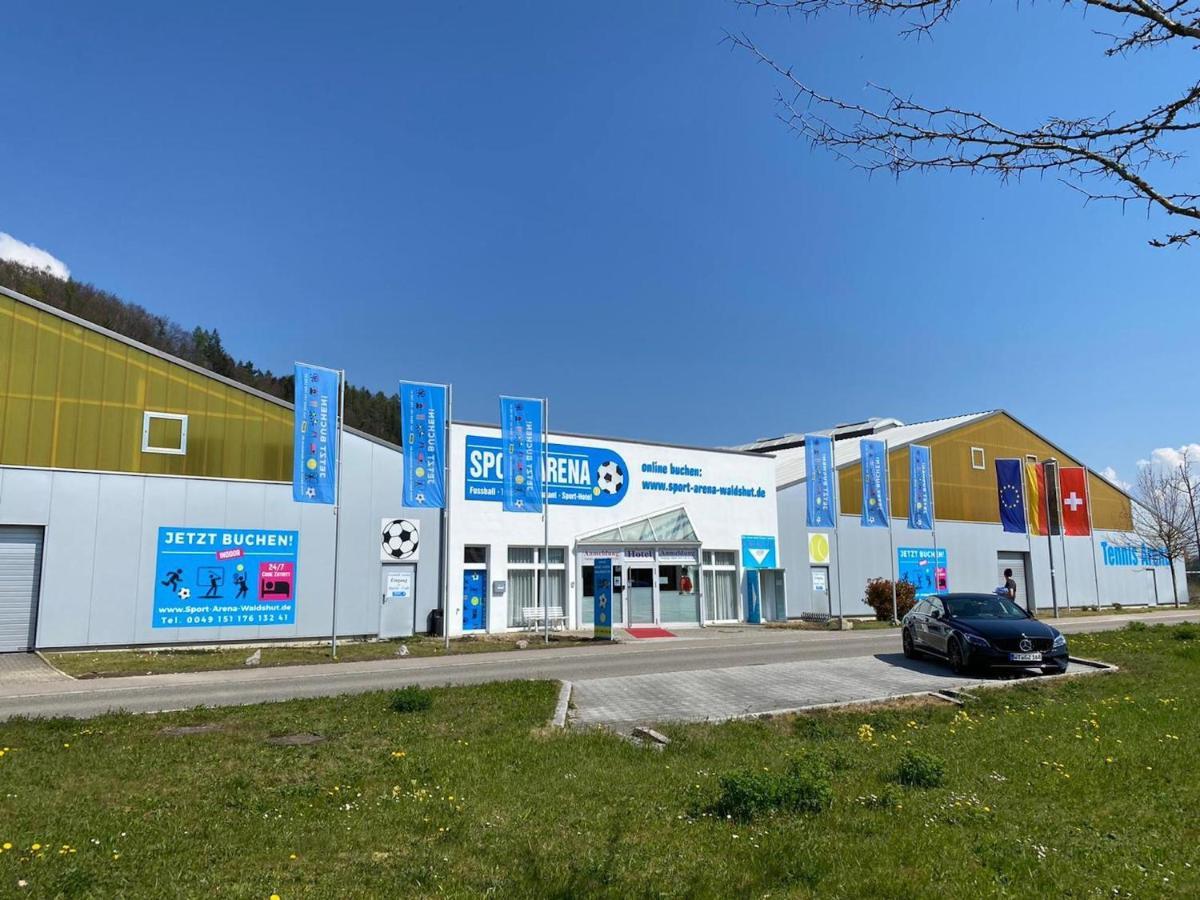 Sport Arena Hotel Waldshut-Tiengen Eksteriør bilde